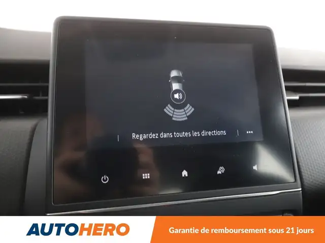 Renault Clio view 24