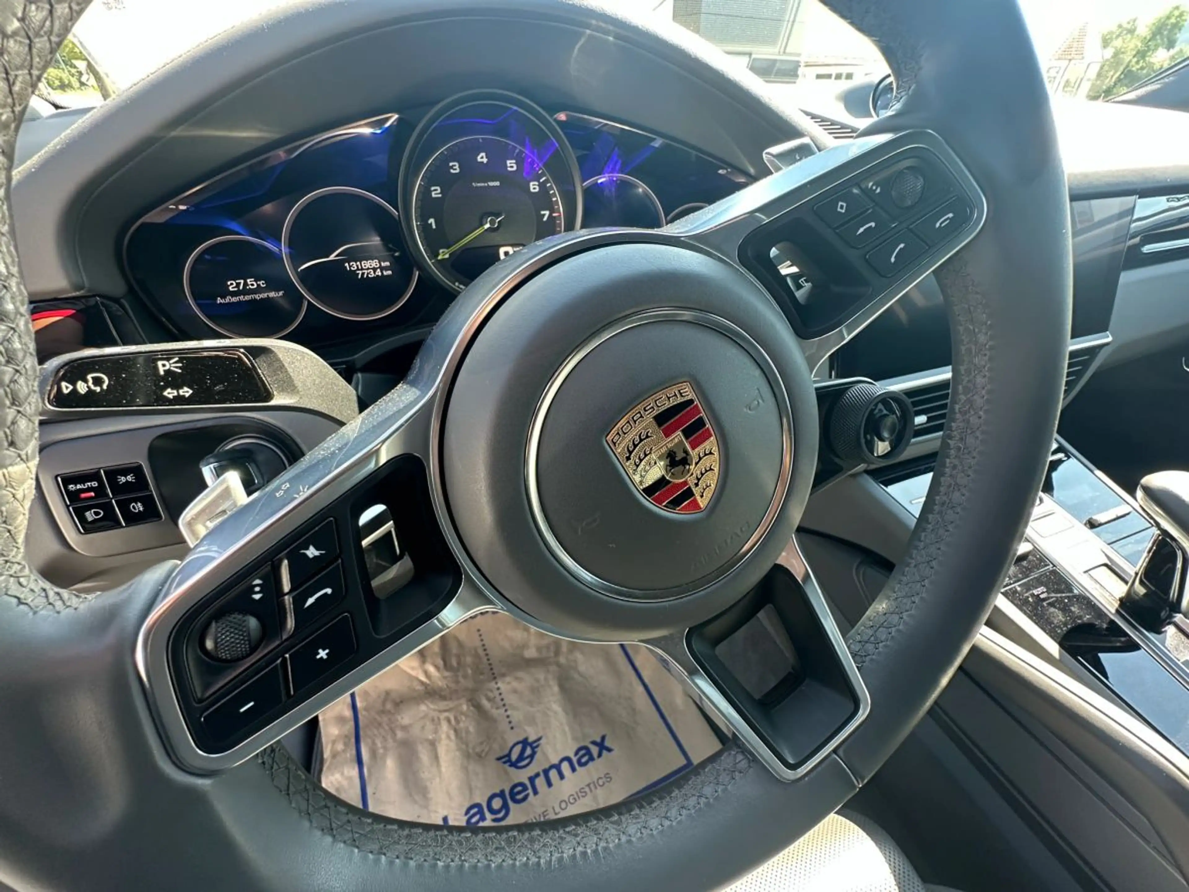 Porsche Cayenne E-Hybrid — photo 14