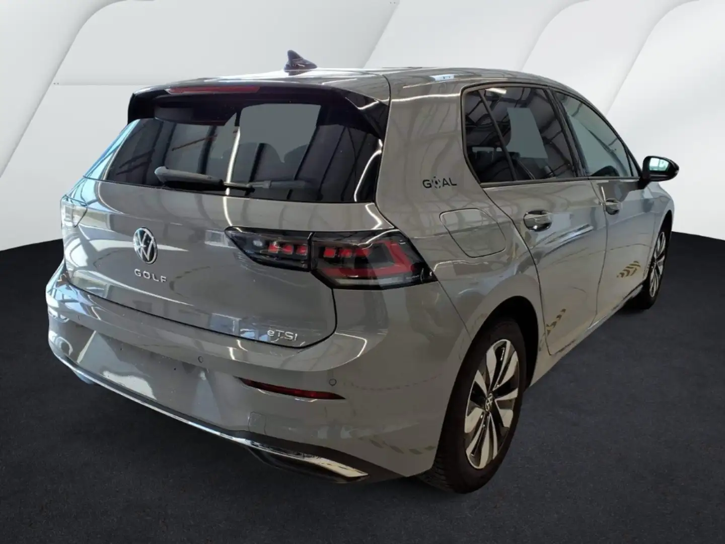 Volkswagen Golf 1.5 eTSI DSG GOAL AHK NAVI KAMERA PDC Grau - 2