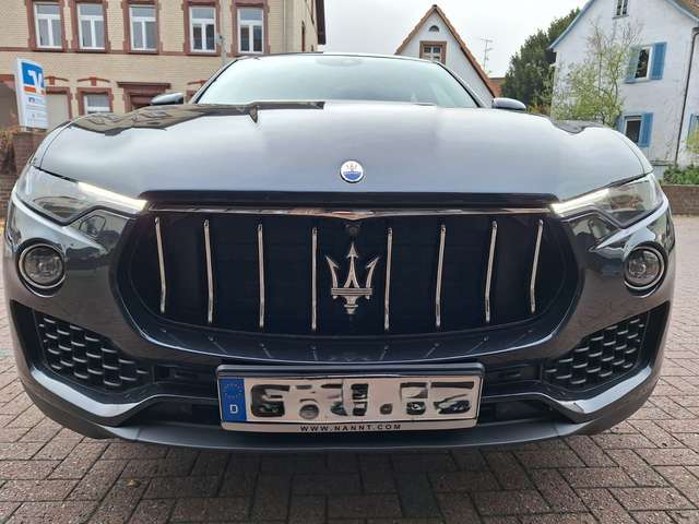 Imagine Maserati Levante Levante SUV