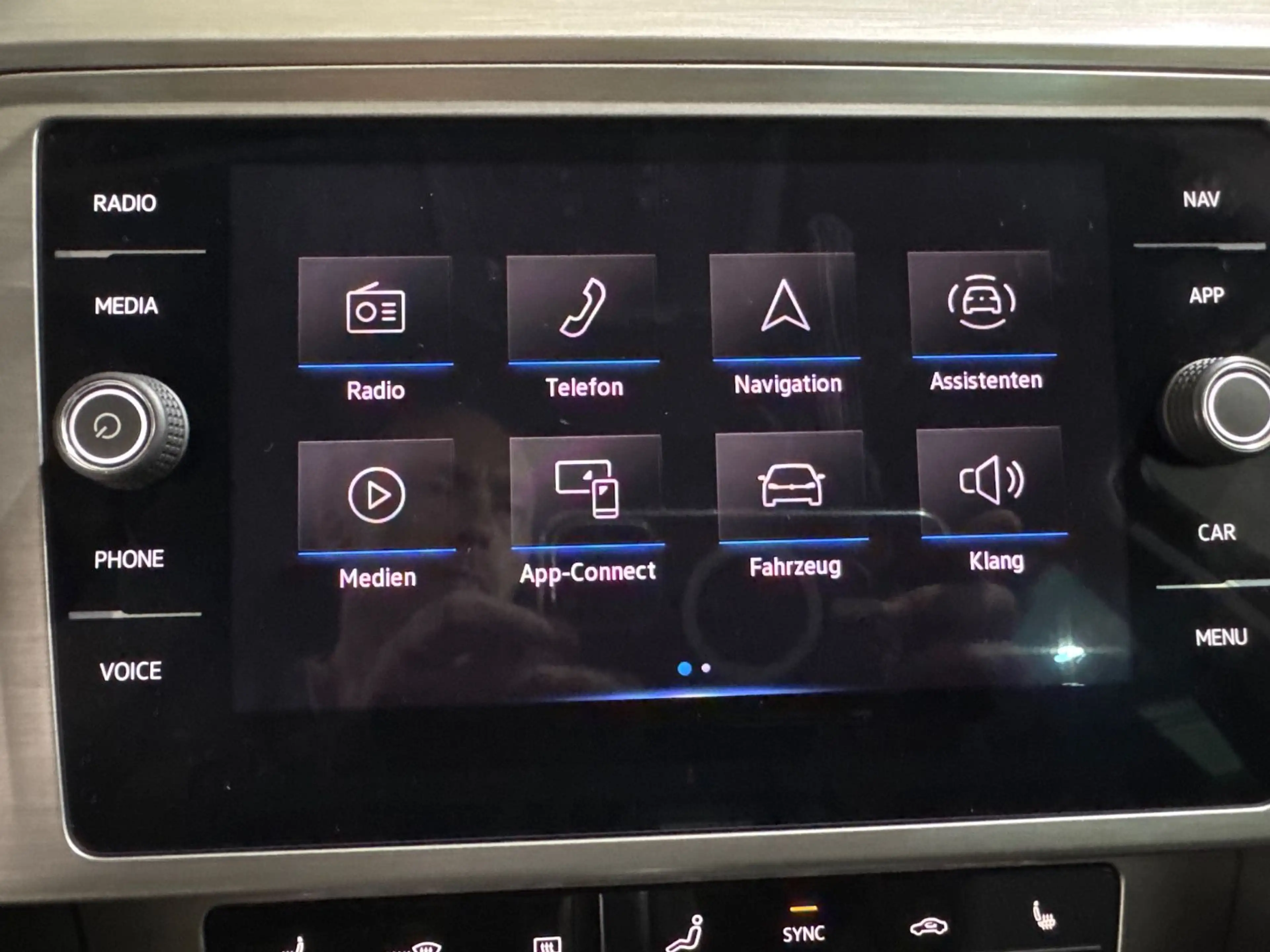 Volkswagen Passat Variant 2.0TDI Aut. AHK Navi LED RfK — photo 10