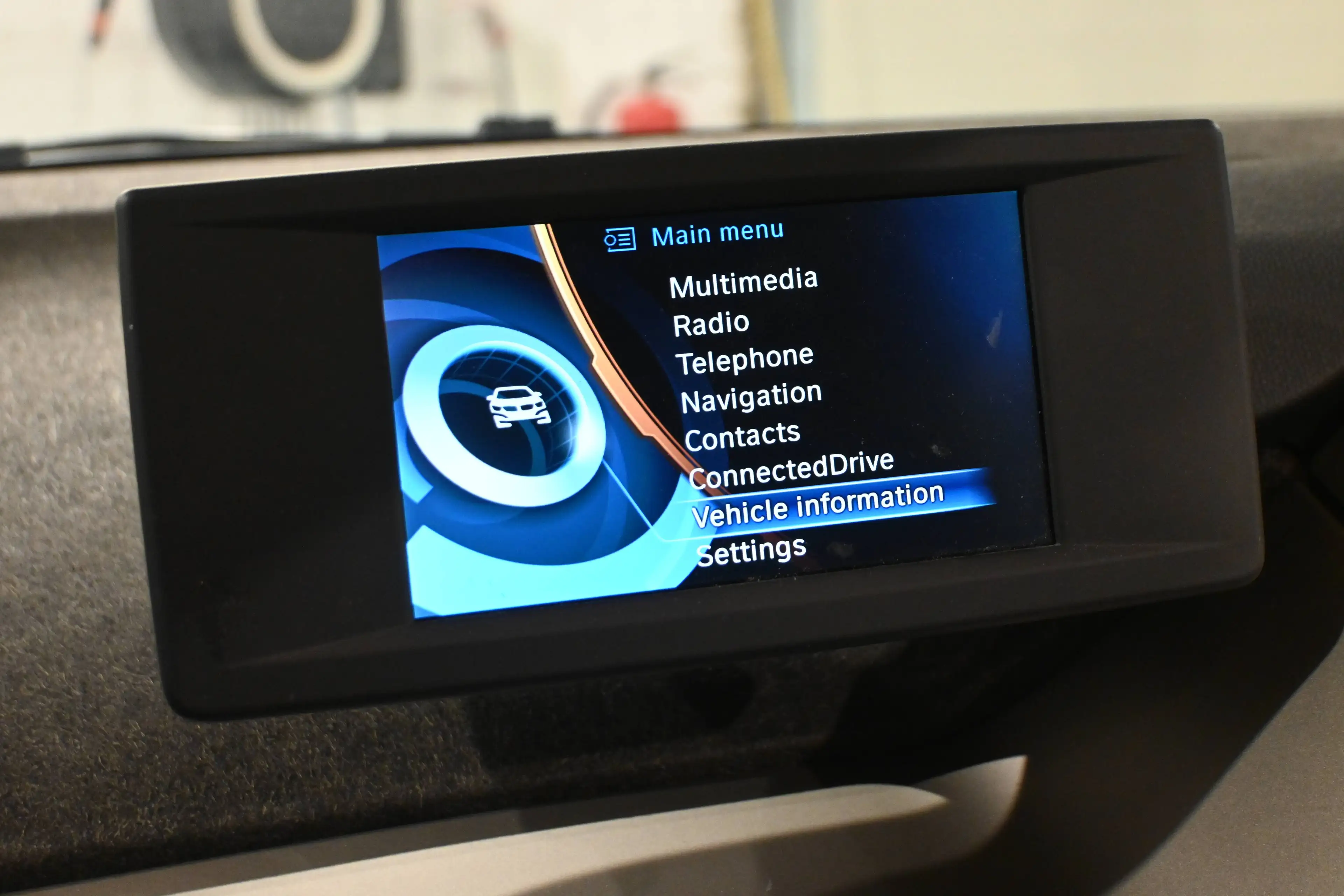 BMW i3 i3 94Ah ELECTRIC / GPS NAVIGATION / HARMAN KARDON / RETROS ELECTRIQUES / PDC !! — photo 14