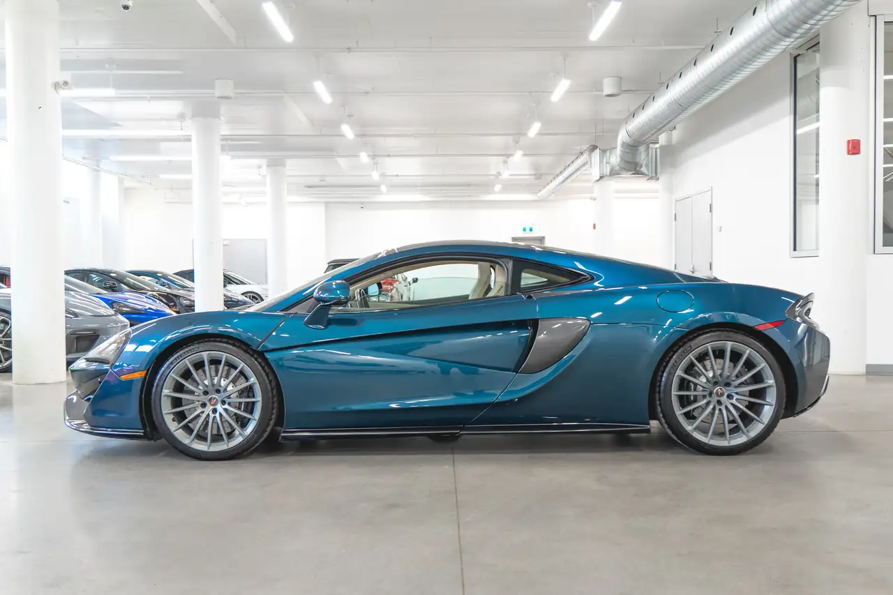 McLaren 570GT снимка McLaren 570GT