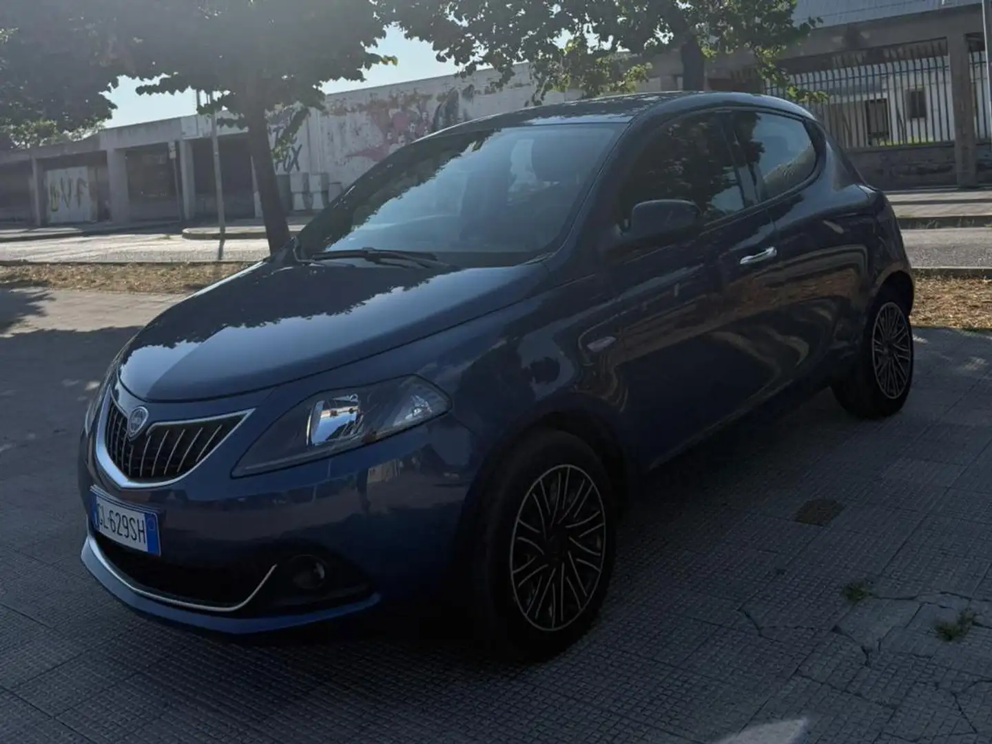 Lancia Ypsilon Ypsilon III 2021 1.0 firefly hybrid Silver Plus s Bleu - 2