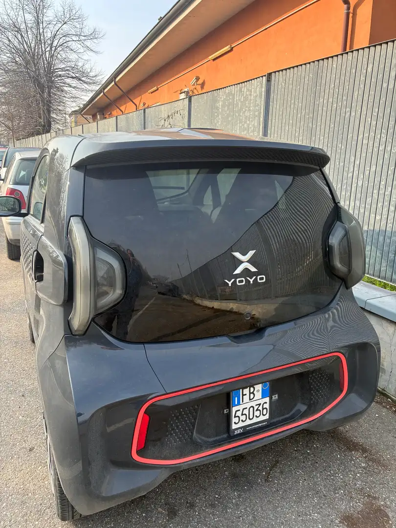 XEV Yoyo Schwarz - 2