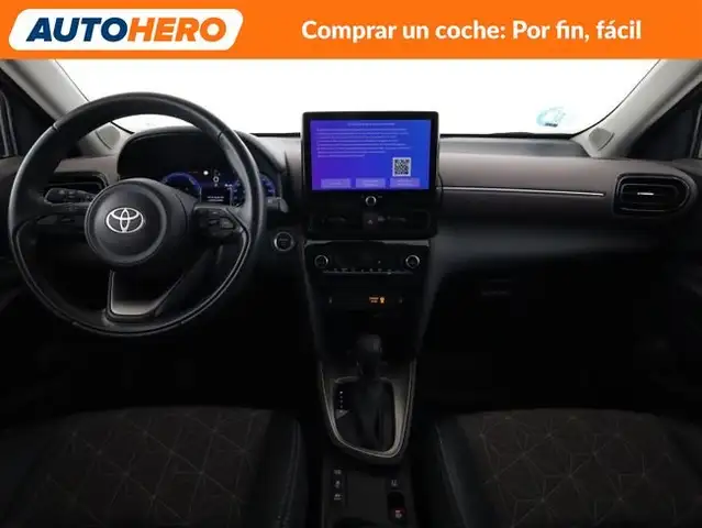 Toyota Yaris Cross view 13