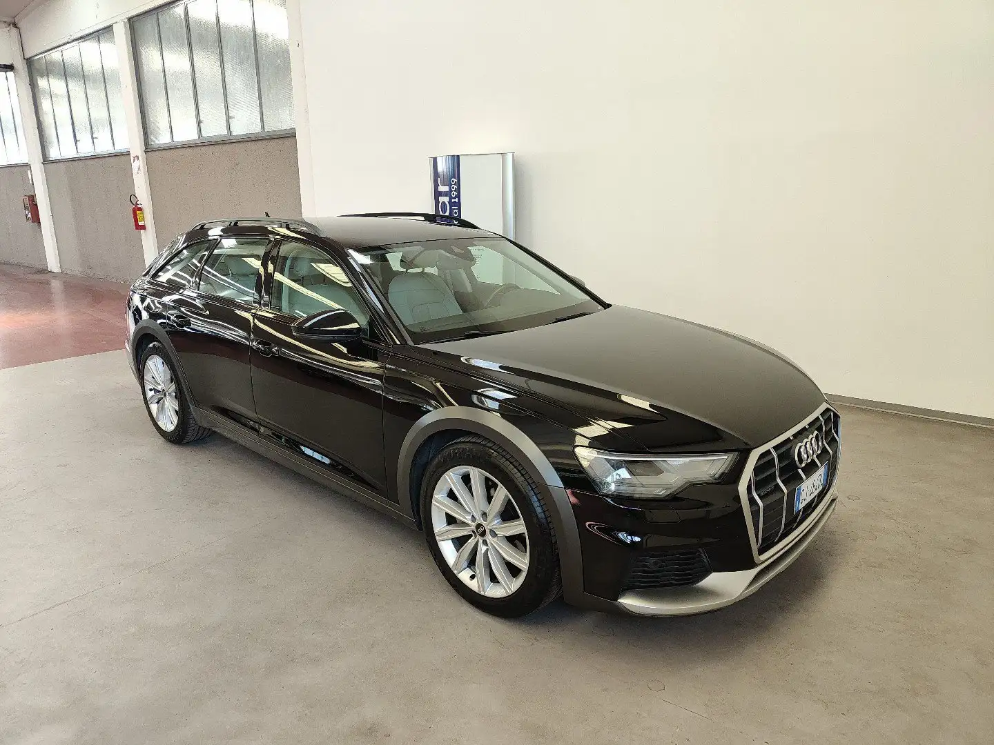 Audi A6 allroad 45TDI 245CV quattro auto Virtual Cockpit Fari LED Schwarz - 2
