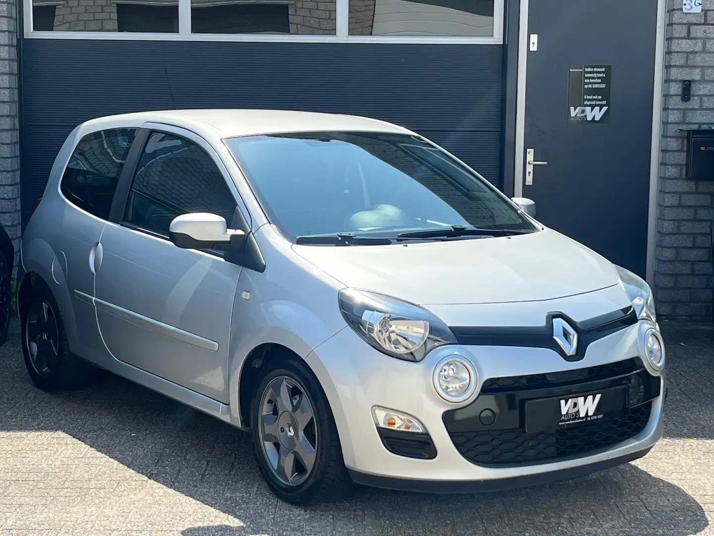 Renault Twingo airco el pakket 1.2 16V Collection Grijs - 2