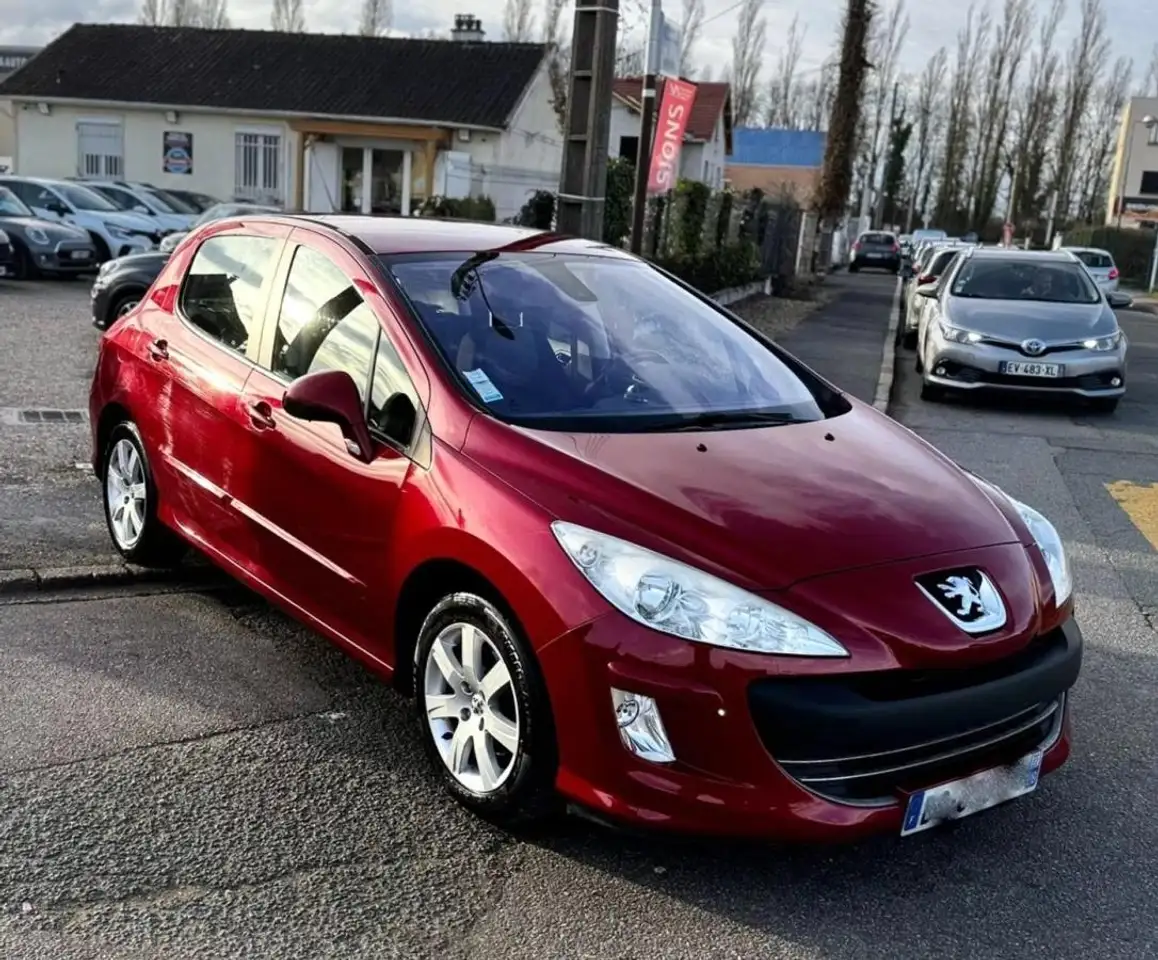 Peugeot 308 GENERATION-I 1.6 HDI 110 PREMIUM
