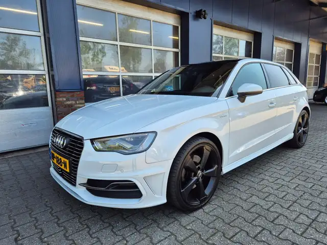 Audi e-tron 1.4 E-TRON PHEV, Ambition Proline Plus, S-line, Pa