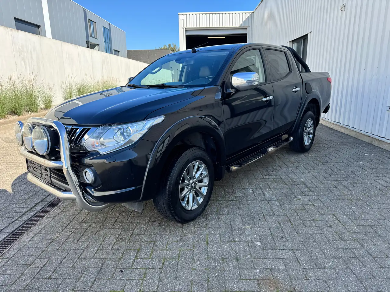 Mitsubishi L200
