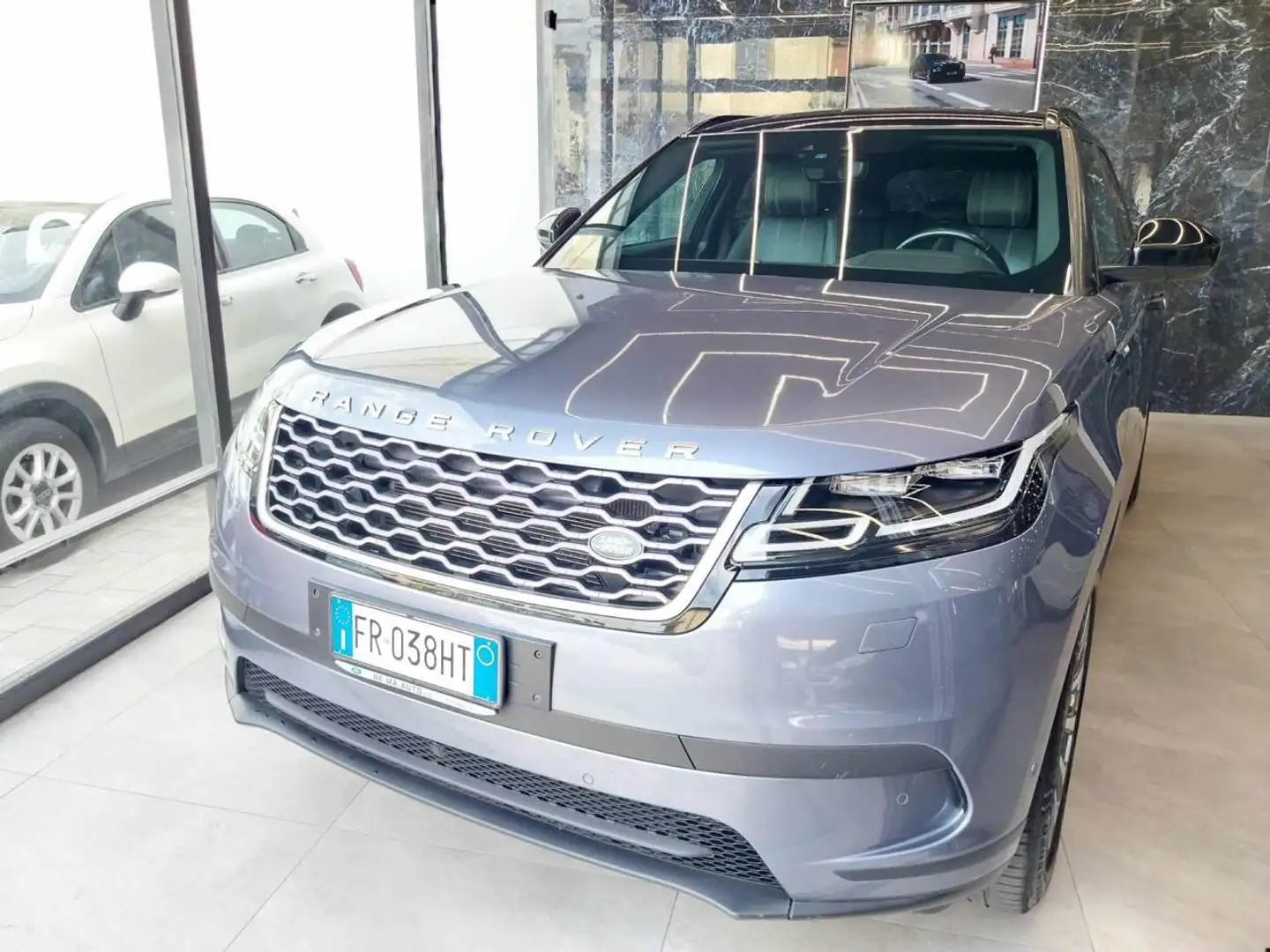 Land Rover Range Rover Velar 2.0D I4 240 CV HSE Bleu - 2