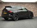 Volkswagen Tiguan 1.5 TSI R-LINE PANORAMA HEAD-UP VERWARMDE VOORSTOE Schwarz - thumbnail 2