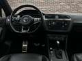 Volkswagen Tiguan 1.5 TSI R-LINE PANORAMA HEAD-UP VERWARMDE VOORSTOE Schwarz - thumbnail 11