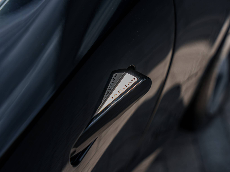Jaguar F-Type Coupe 2.0 P300 - Panoramadak - Meridian 600W - CarPlay - Camera - Blind Spot - LED Premium - Leder — photo 12