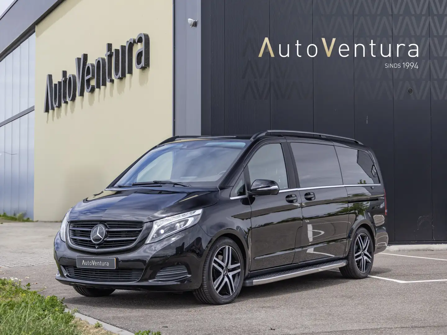 Mercedes-Benz V 250 BlueTEC Lang Avantgarde Edition 6-zits l Stoelkoel Zwart - 1