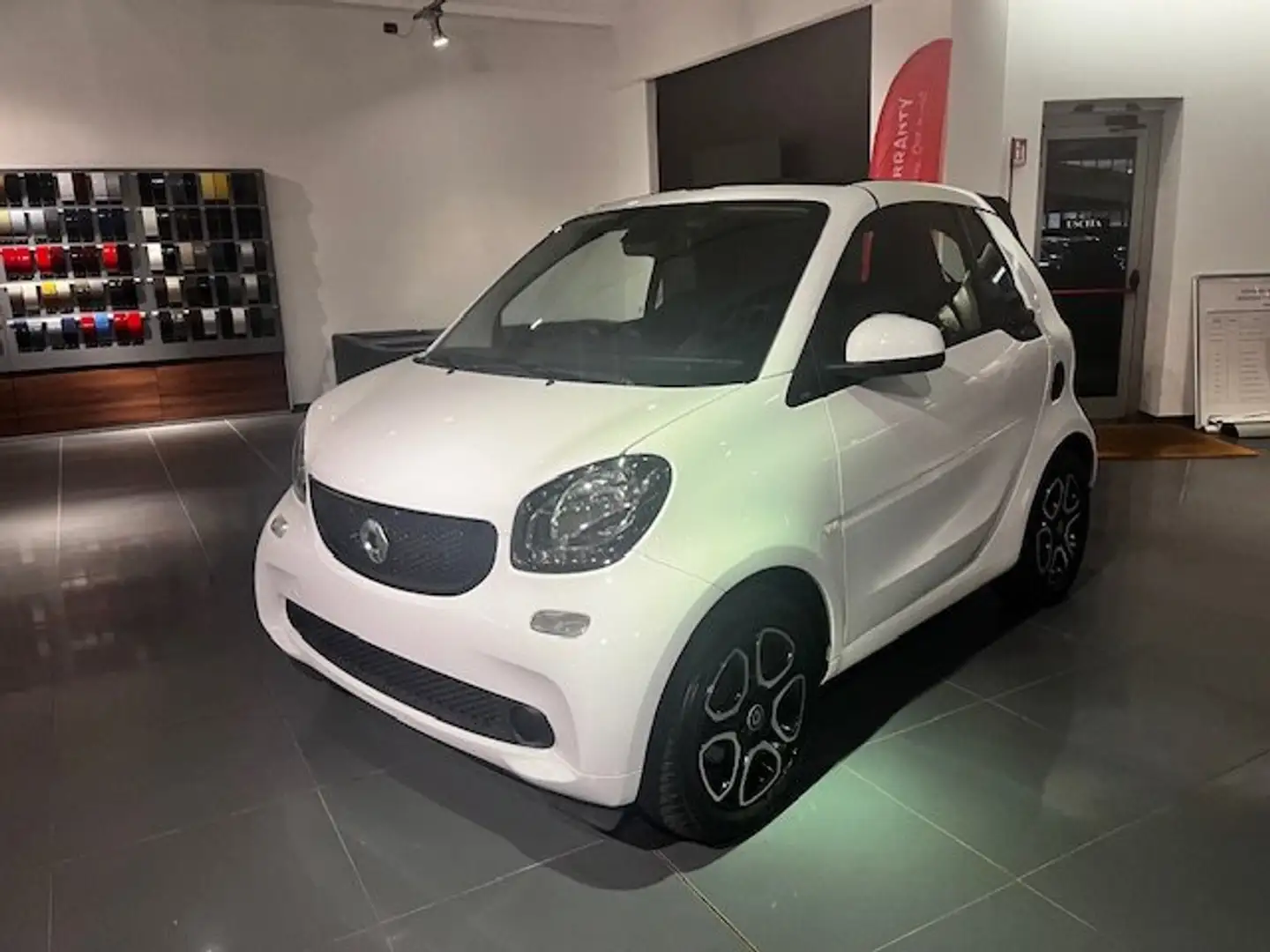 smart forTwo Fortwo Cabrio 1.0 Passion 71cv twinamic Weiß - 2