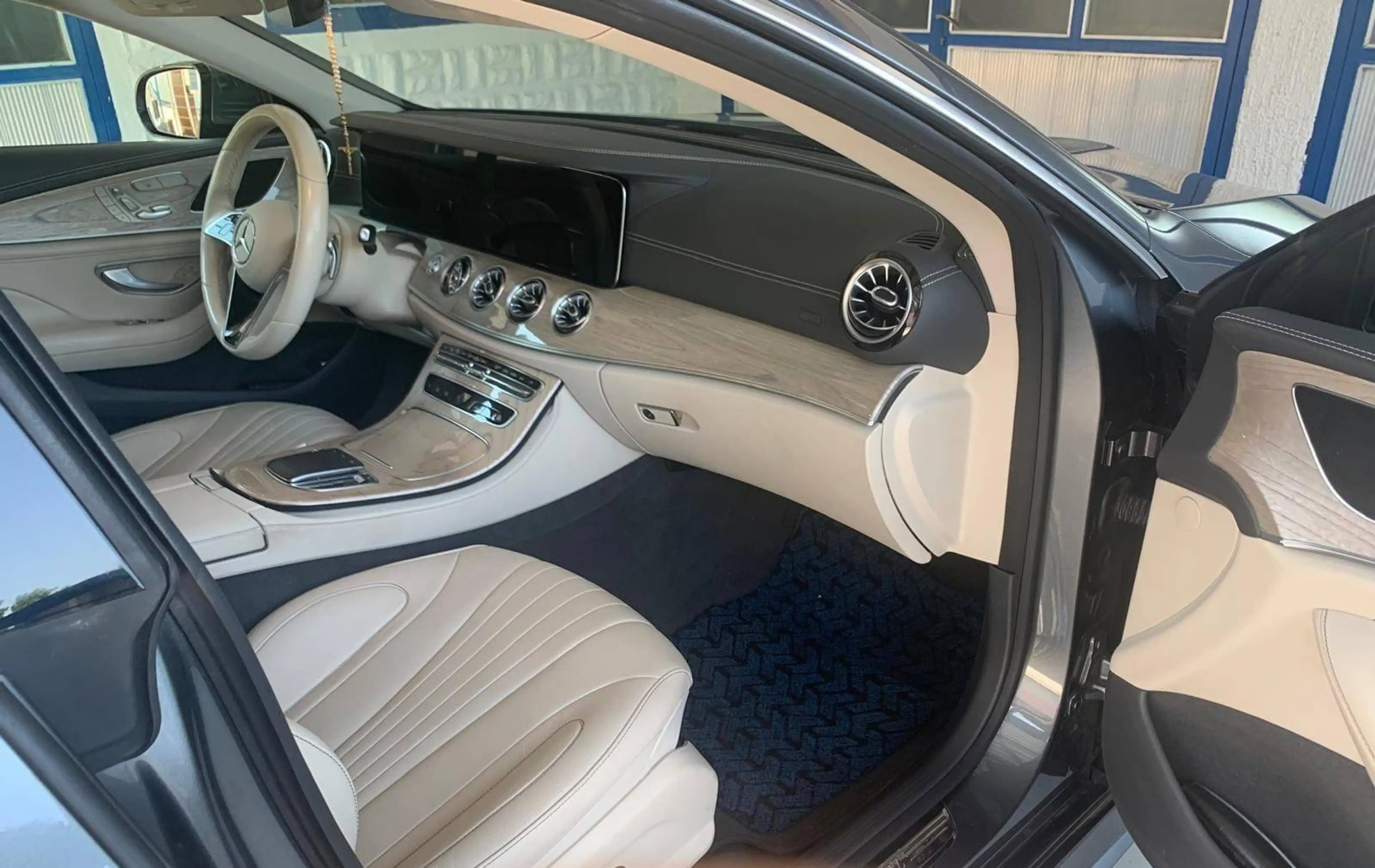 Mercedes-Benz CLS 220 CLS Coupe Diesel d 9G-TRONIC Avantgarde — photo 3