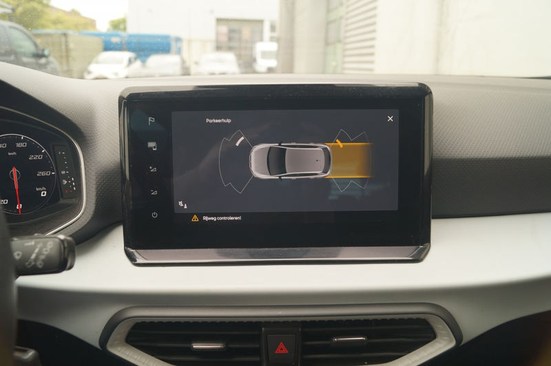 SEAT Ibiza 1.0 EcoTSI Style Business Intense -NAVI-ECC-PDC-DI — photo 22