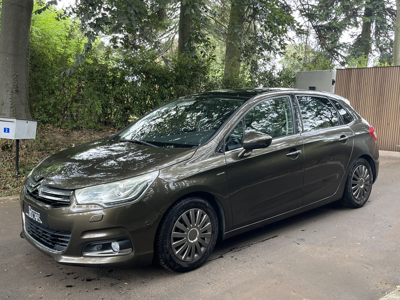 Citroen C4 1.6HDI Xenon-Navi-Pano-Verw.Leer-BT-Pdc-15" — photo 5