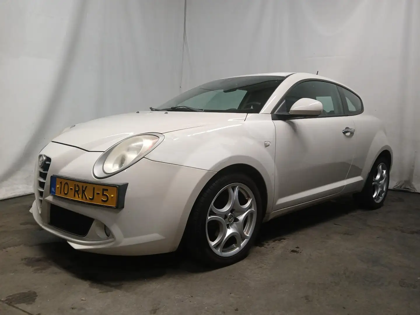 Alfa Romeo MiTo 1.3 JTDm ECO Limited Edition - Motor Tikt Белый - 2