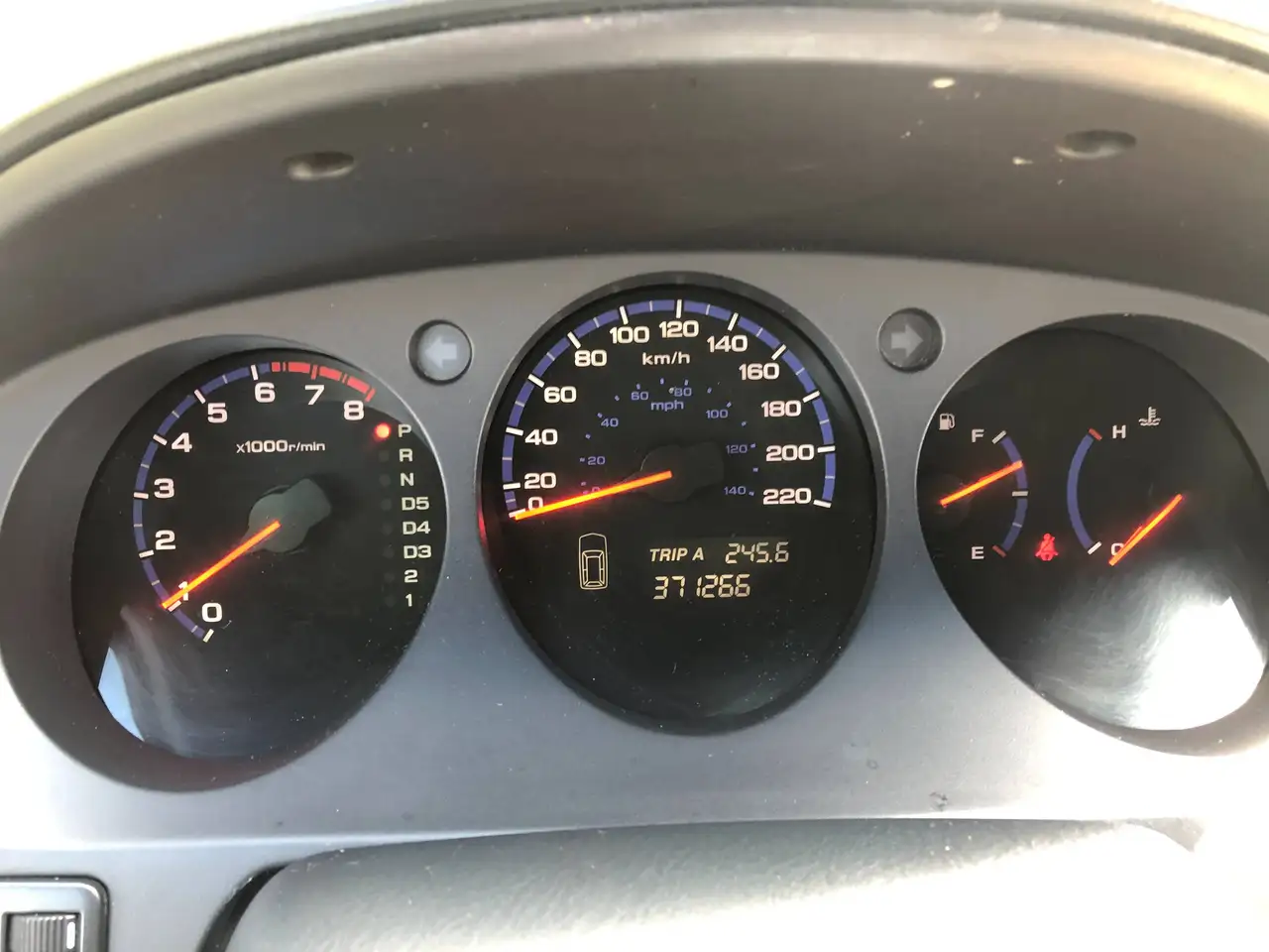 Acura MDX снимка Acura MDX