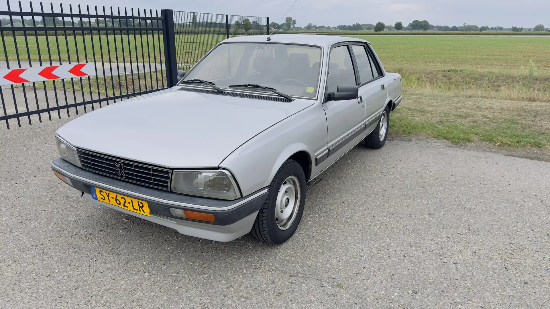 Peugeot 505 GTI - 1