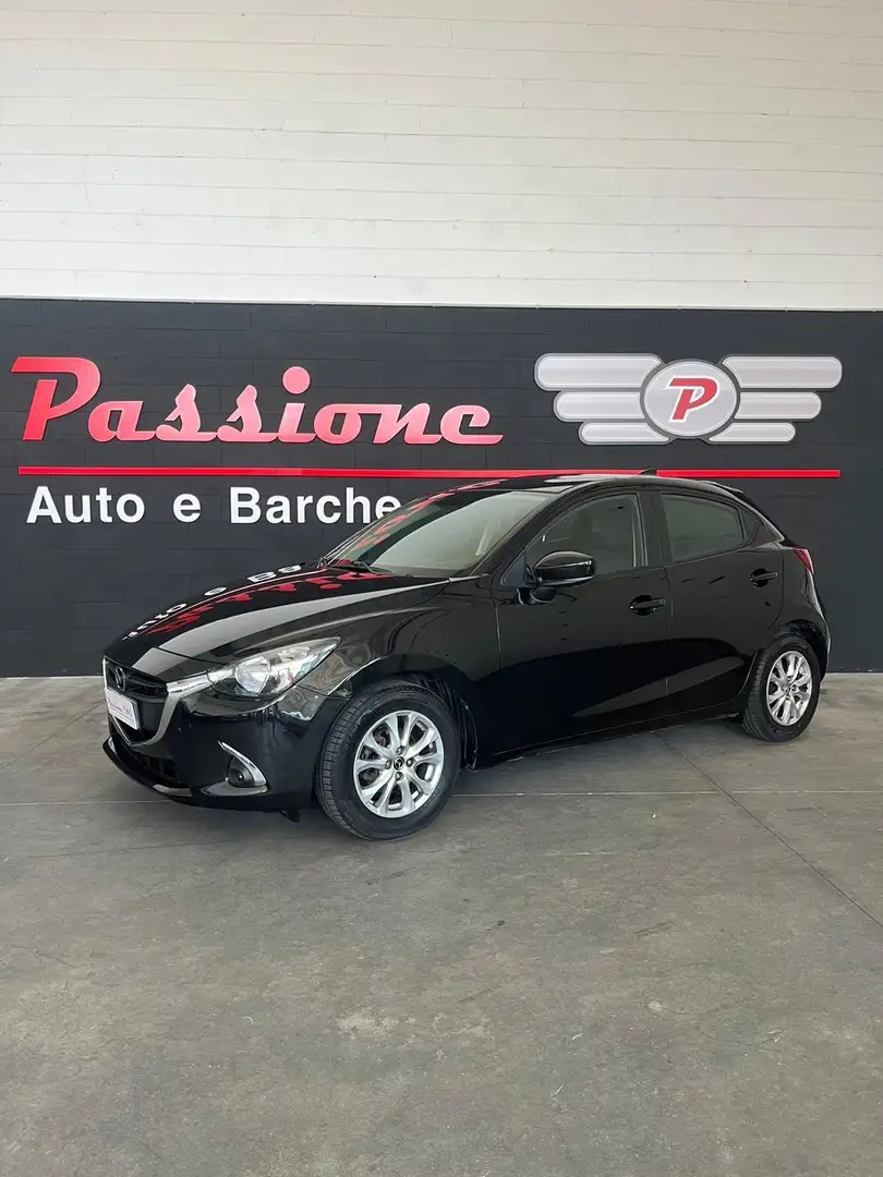 Mazda 2 2 III 2015 1.5 Essence 75cv my17 Nero - 1