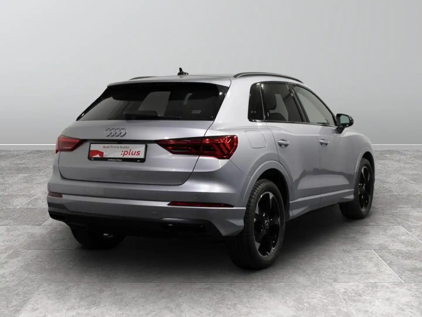 Audi Q3 35 1.5 tfsi Business Advanced s-tronic Argento - 2