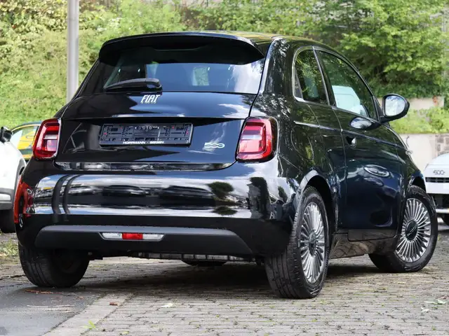Fiat 500 view 2