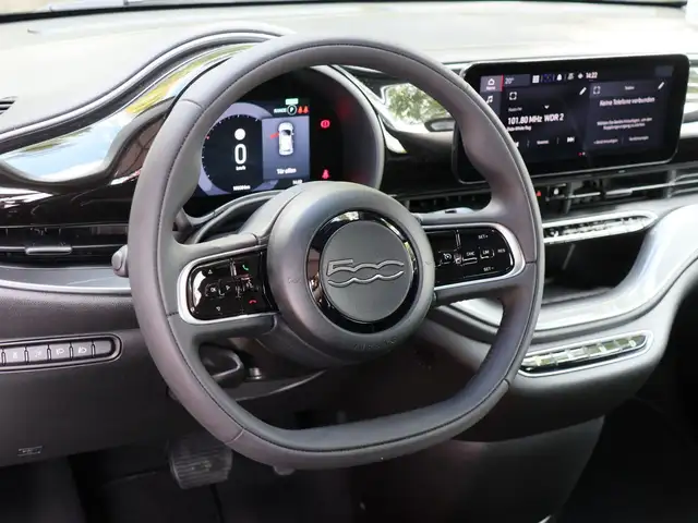 Fiat 500 view 9