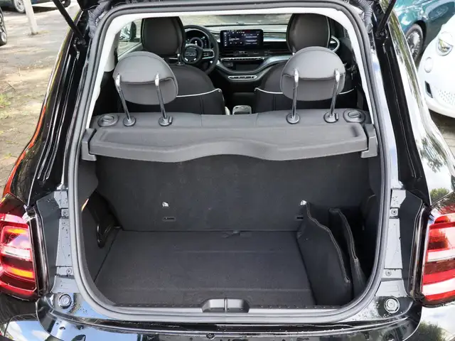 Fiat 500 view 11