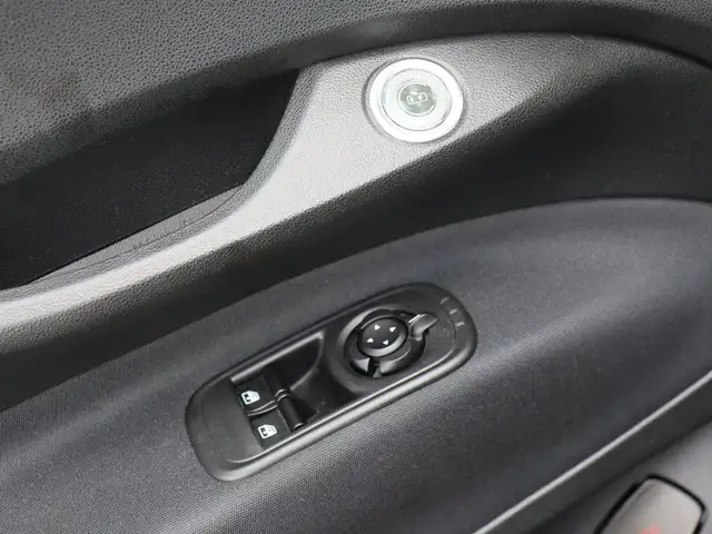 Fiat 500 view 13