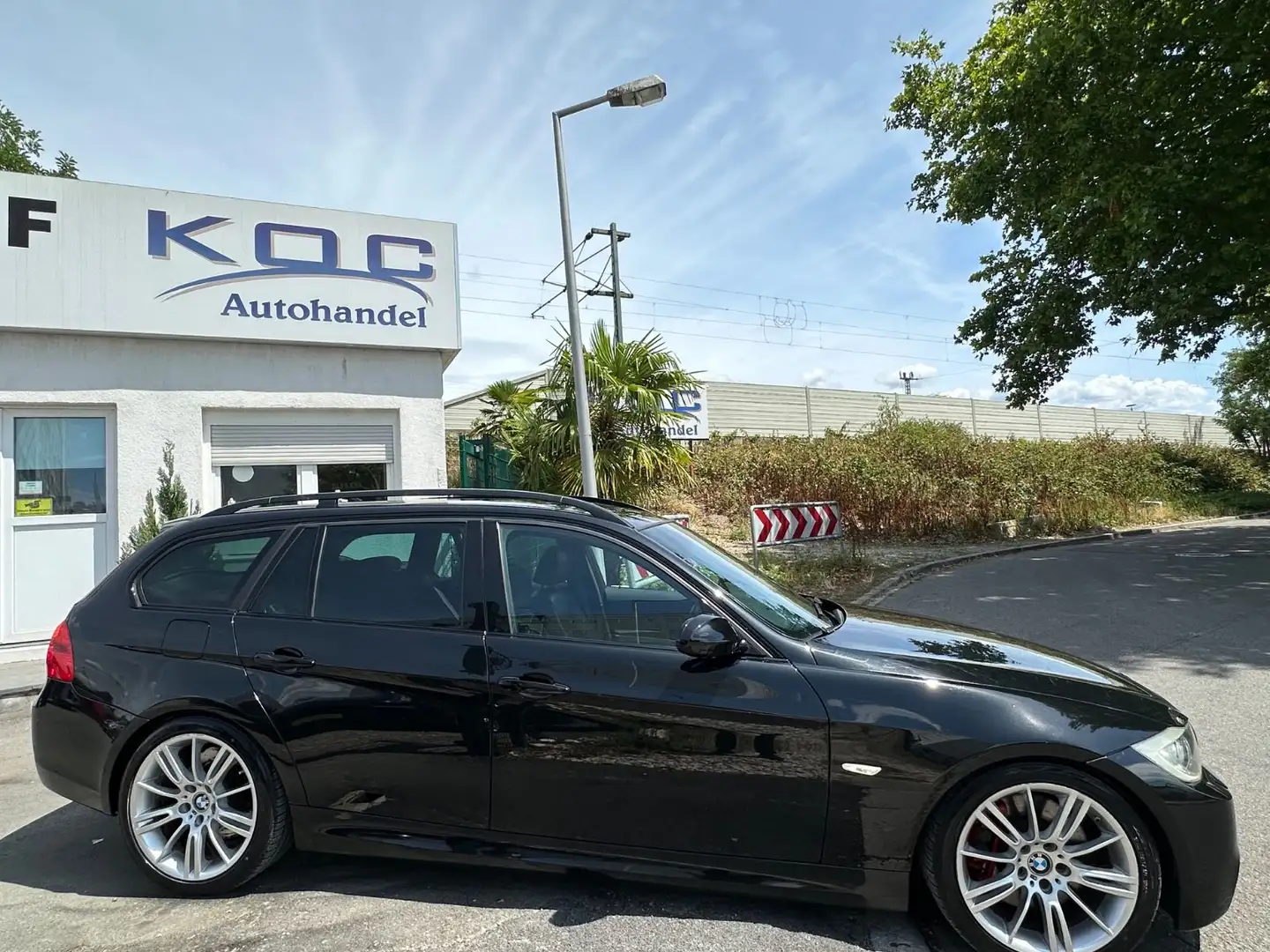 BMW 330 xd Touring M-Sportpaket Noir - 1