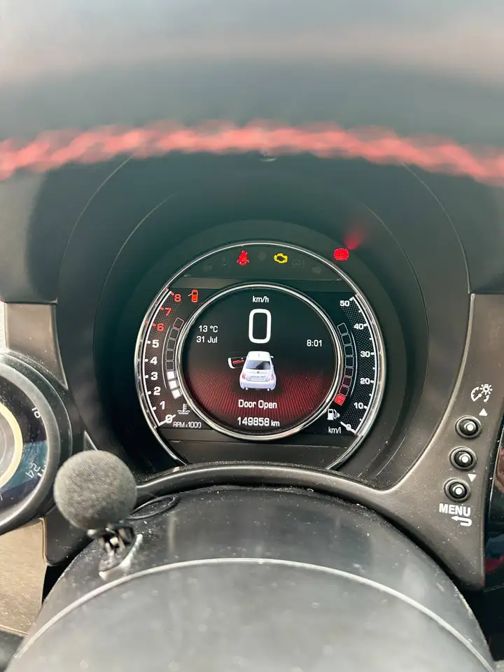 Fiat 500 Abarth снимка Fiat 500 Abarth