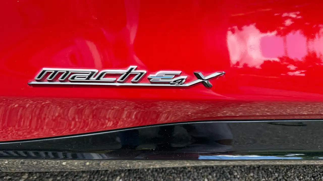 Ford Mustang Mach-E снимка Ford Mustang Mach-E