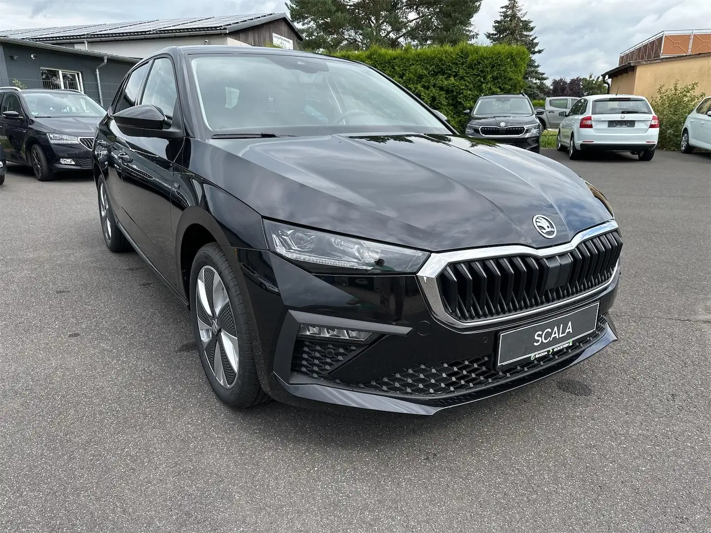 Skoda Scala Drive 1.0 TSI+Image+Matrix Schwarz - 1