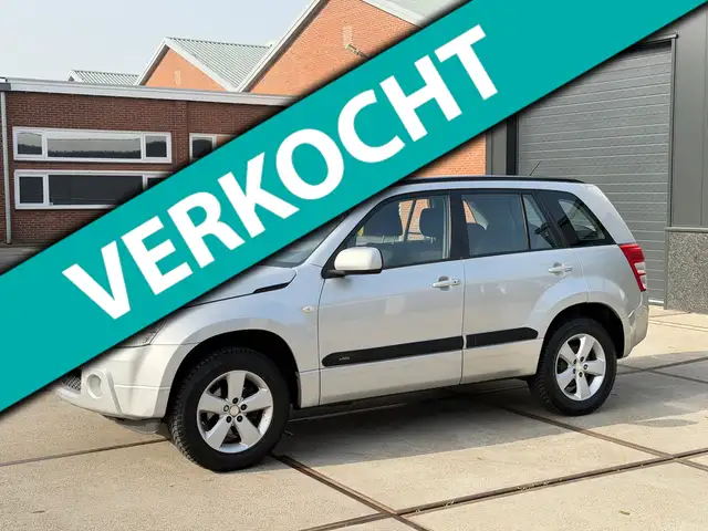 Suzuki Grand Vitara 2.0-16V Exclusive Cruise Airco Pdc Keyless 4X4