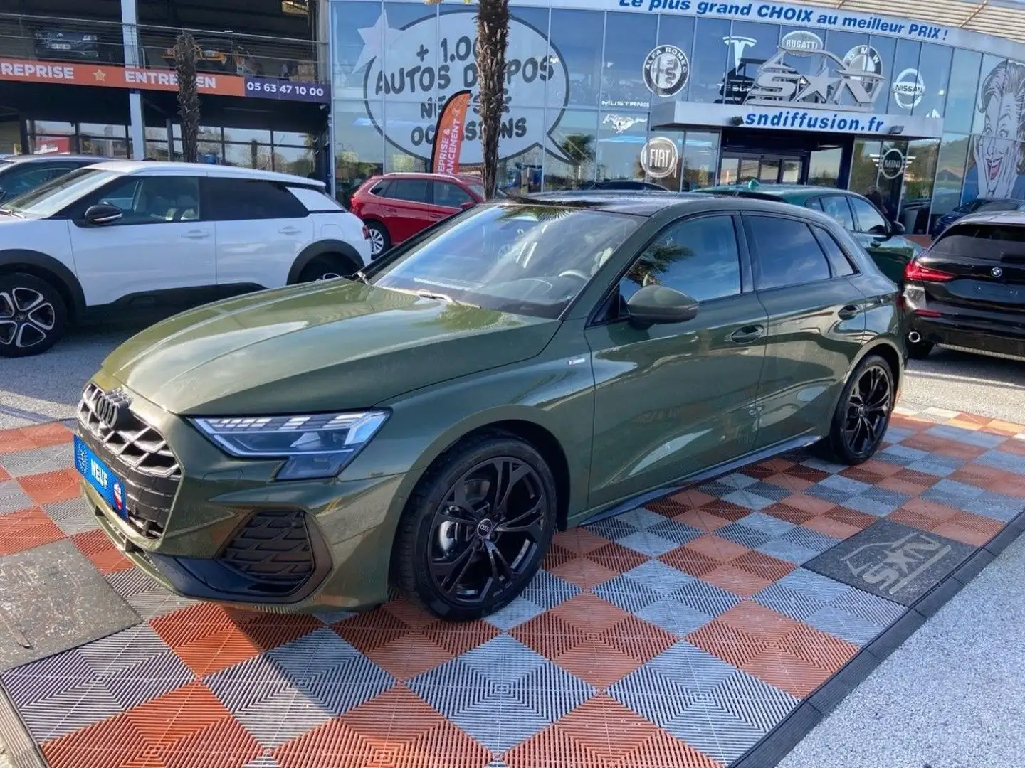 Audi A3 NEW 35 TDI 150 S-tronic S LINE TOE Matrix Caméra 360 JA 18\u0026amp;quot; Black Hifi SONOS Vert - 1