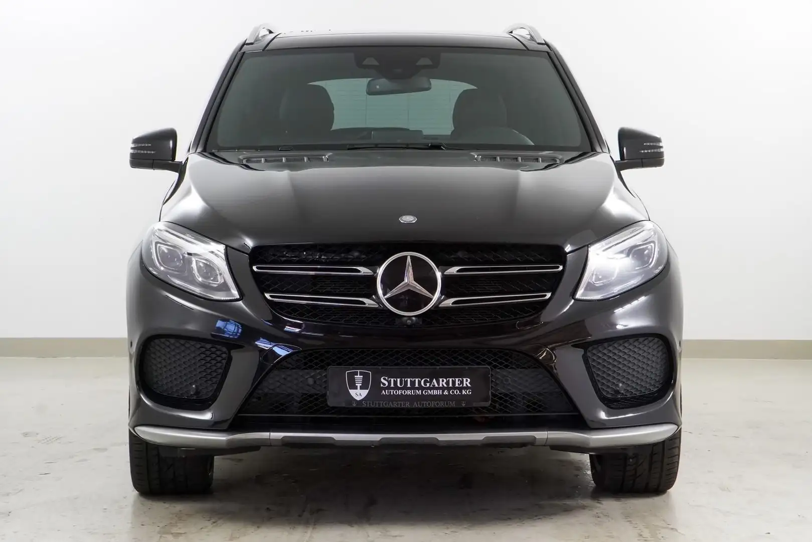 Mercedes-Benz GLE 43 AMG 360K AHK Pano AIRMATIC Distr 20 Zoll Schwarz - 2