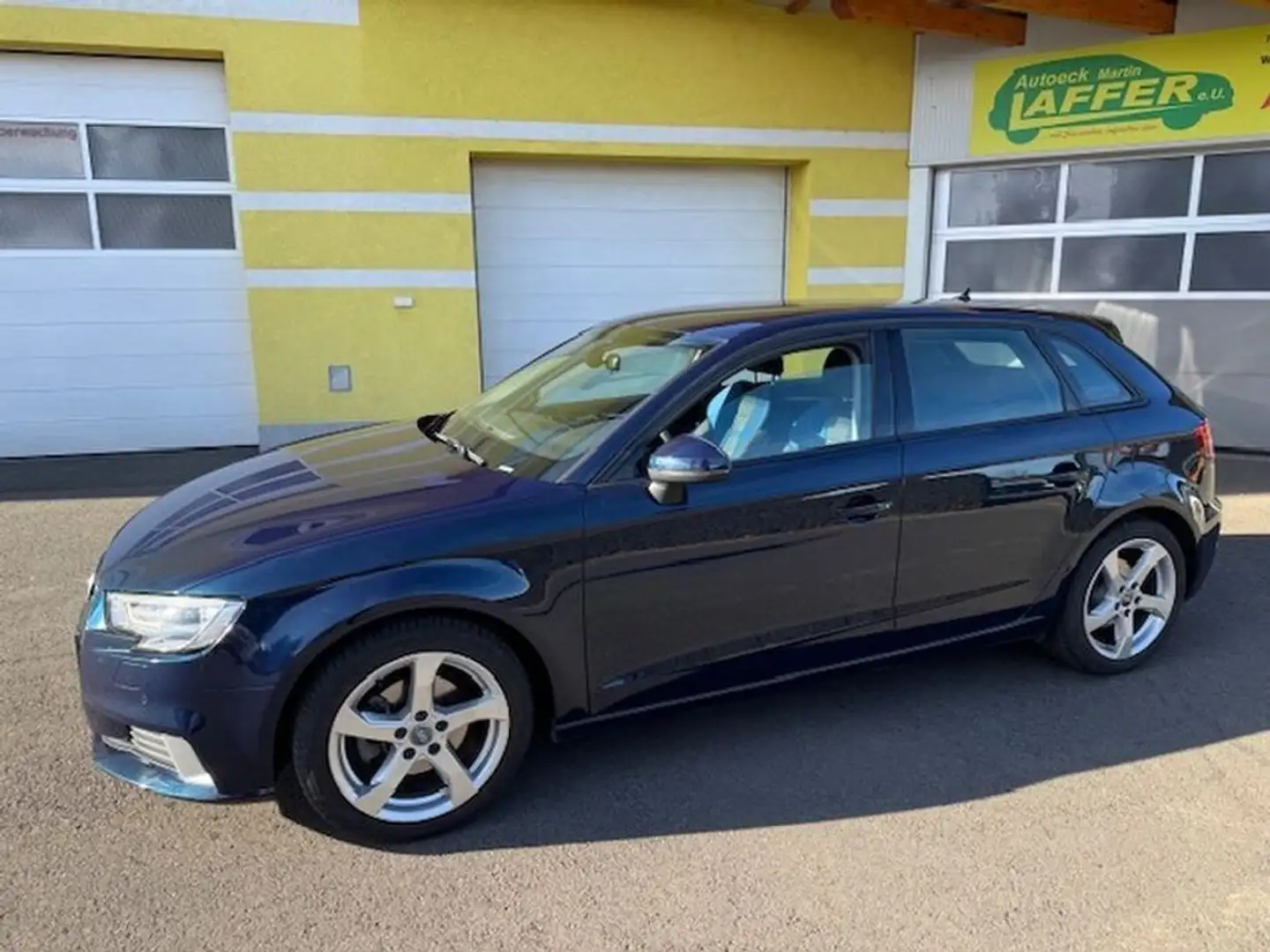 Audi A3 SPORTBACK 30 TDI sport - nur 71200km TOP! Blau - 2