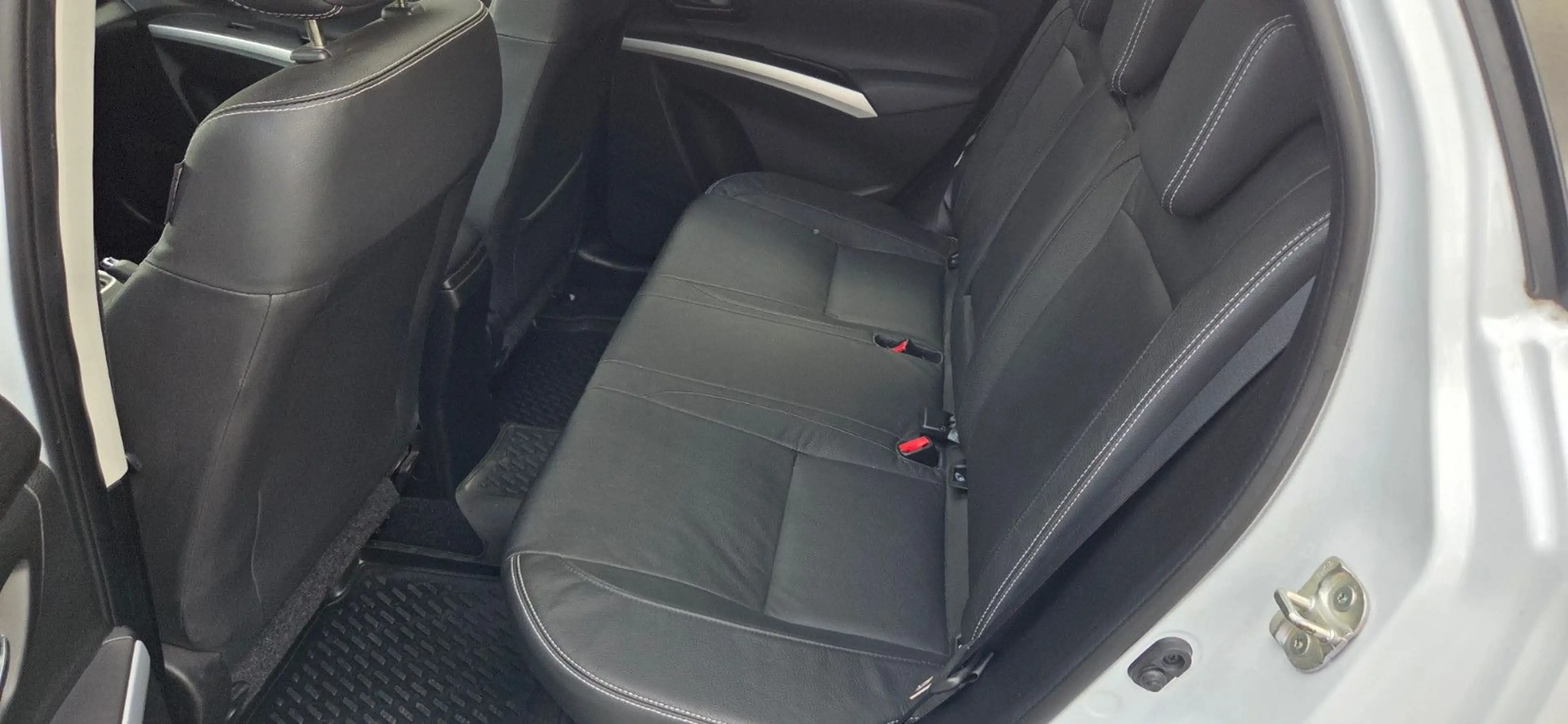 Suzuki SX4 S-Cross 1.4 Comfort+ Hybrid ALLGRIP — photo 8