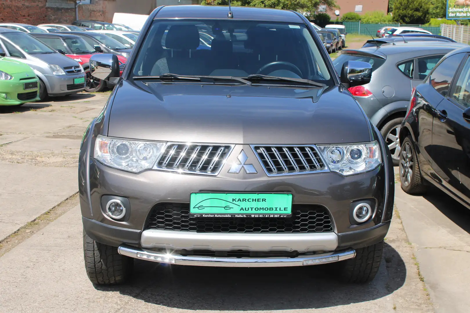 Mitsubishi L200 Intense Doppelkabine 4WD*Automatic*Klima Marrón - 2