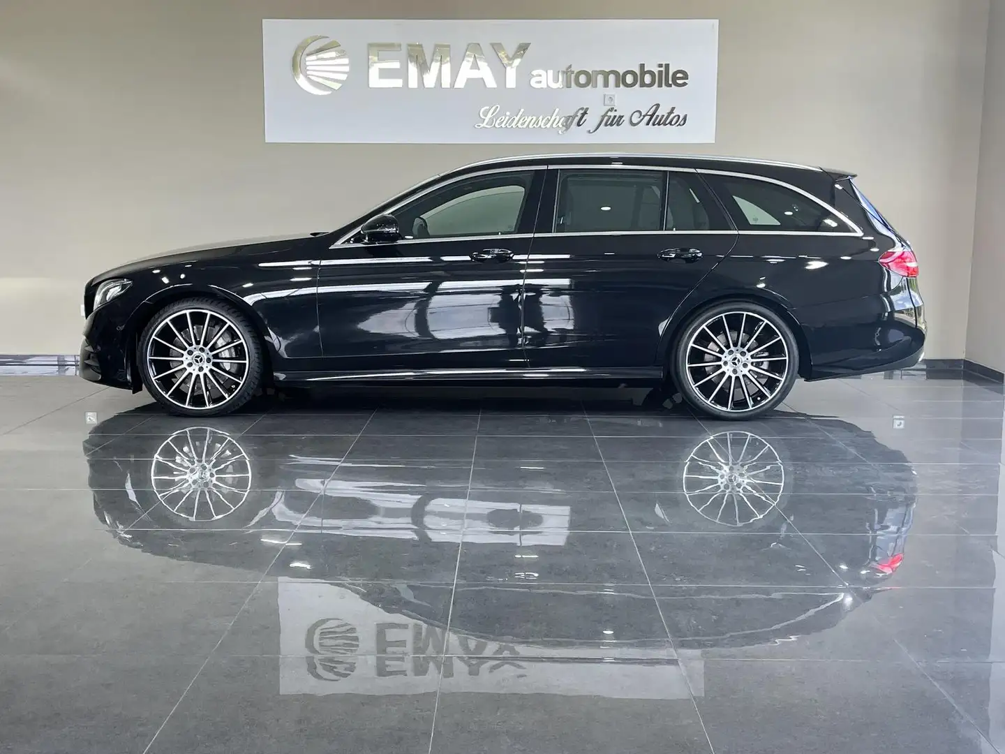 Mercedes-Benz E 350 d Amg Line //Navi/Alcantara/LED/A.Kup./ Чёрный - 1