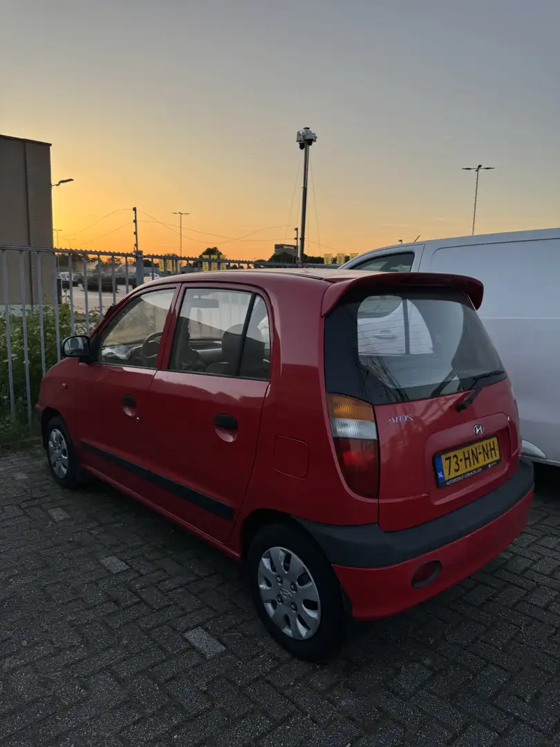 Hyundai Atos 1.0i SX NAP NL Rood - 2