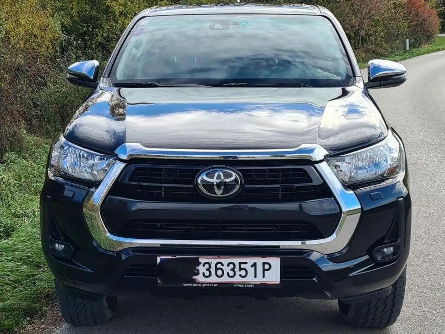 Toyota Hilux Hilux DK Active 4WD 2,4 D-4D Active Zwart - 1