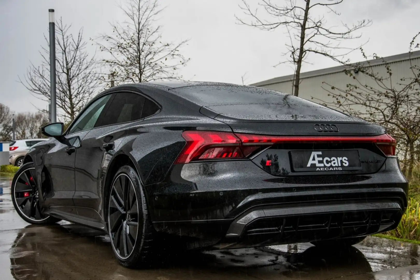 Audi e-tron GT RS /MATRIX LED / ASSIST PACK+/ B&O / FULL / 1OWNER Noir - 2