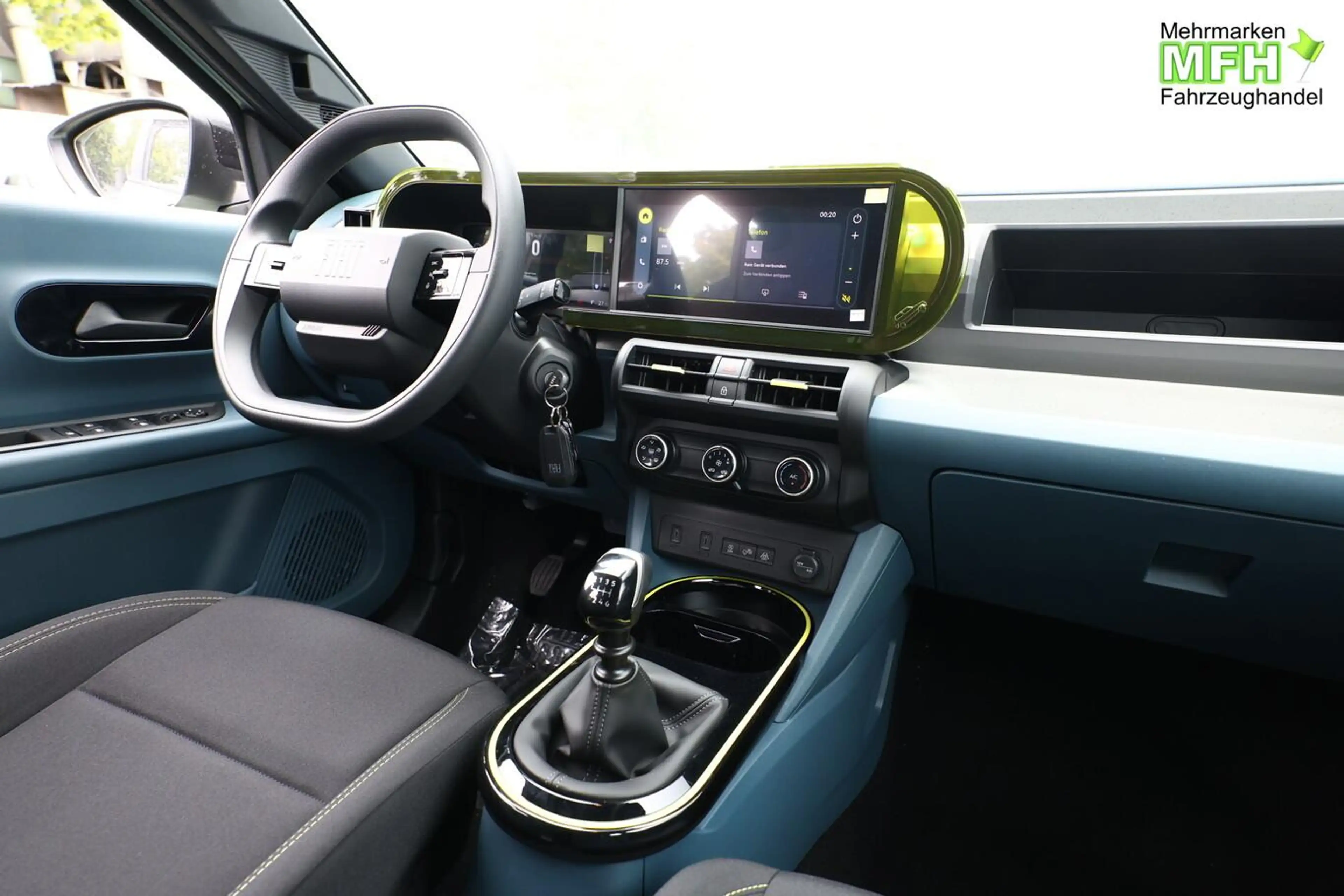 Fiat Grande Panda Icon TechP Nav 2xPDC Kam PixelLED 74 kW (101 PS... — photo 8