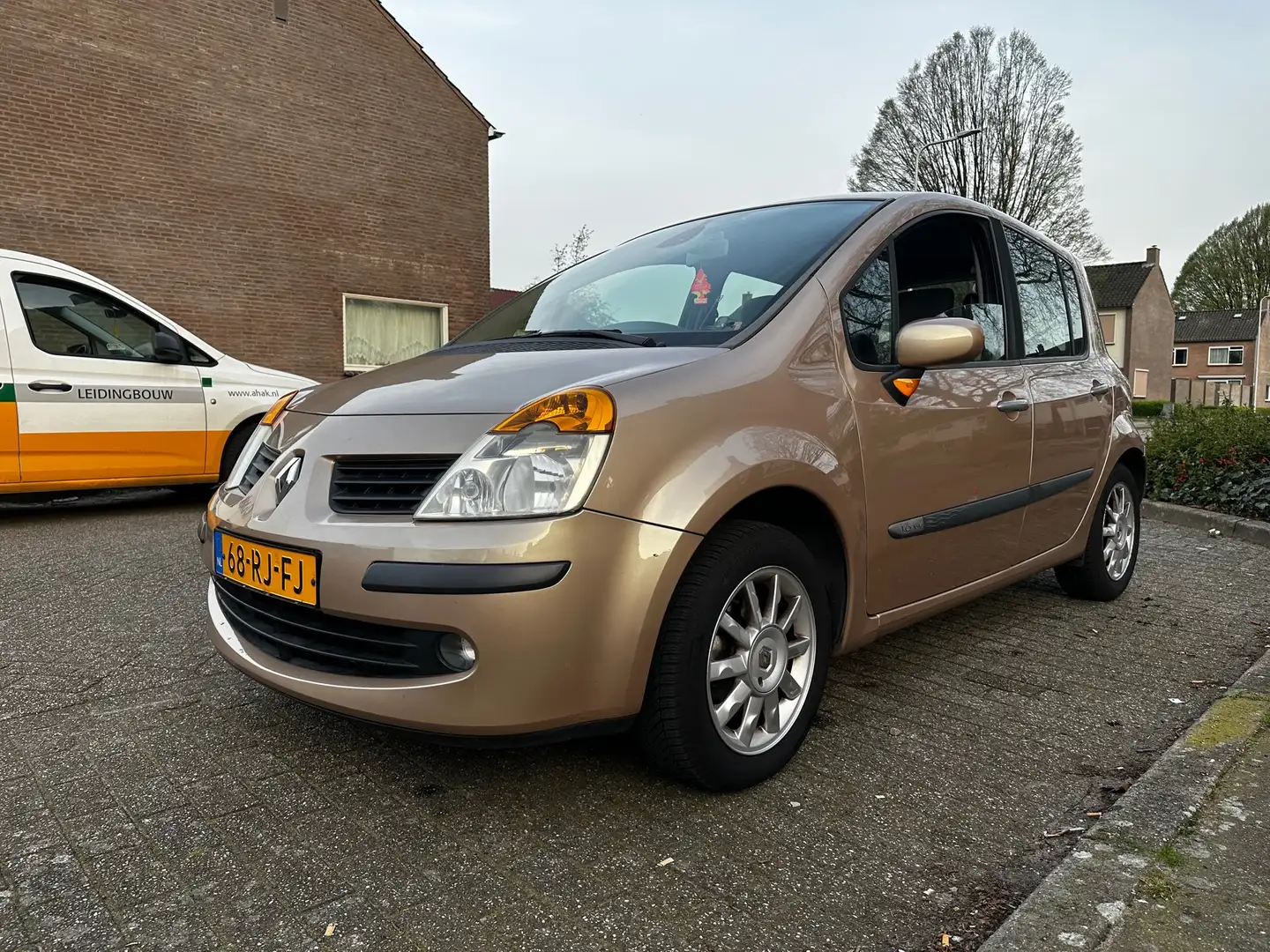 Renault Modus 1.6-16V Privé Luxe Beżowy - 2