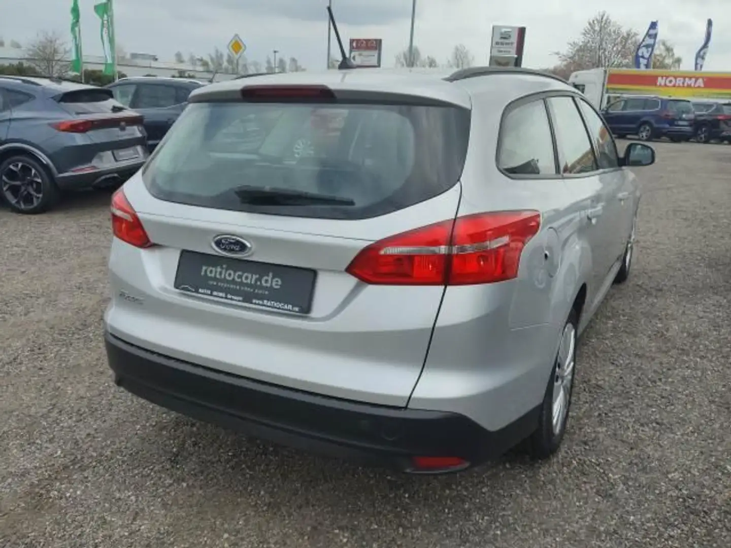 Ford Focus FOCUS TURNIER 1.6 TI-VCT KLIMA NSW ZV RADIO SD Silber - 2